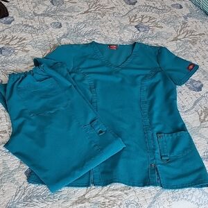 Dickies Teal Scrub Set with Additional Top
